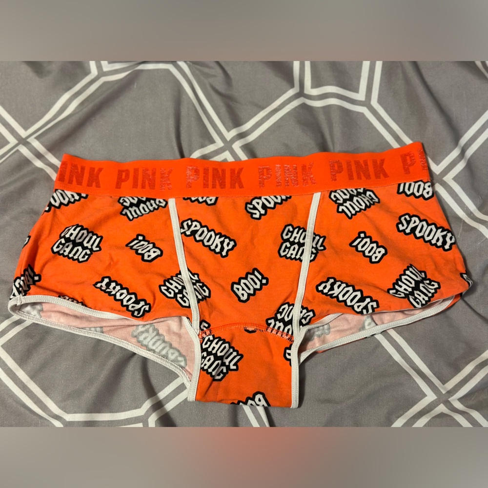 PINK Victoria's Secret Halloween Graphic Logo boyshort panty